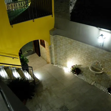 Al Vicoletto Bed and breakfast 3*