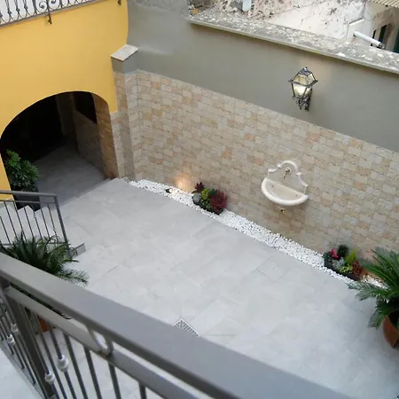 Al Vicoletto Bed and breakfast